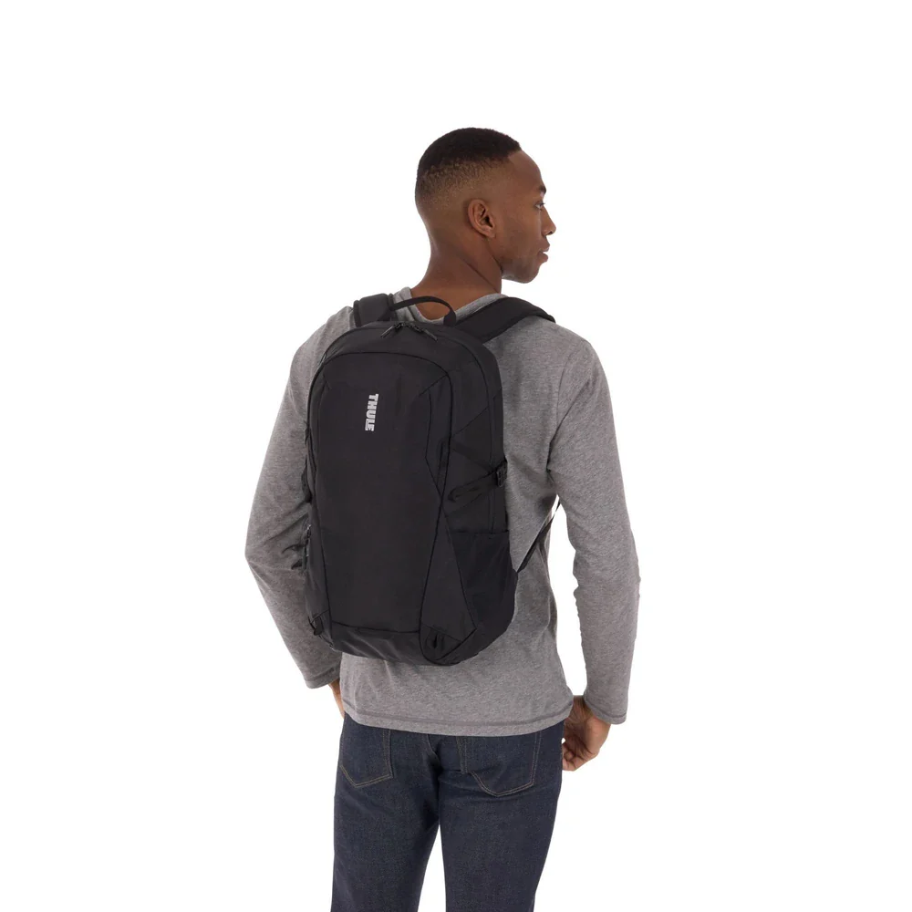 Mochila Thule Enroute para MacBooks de 16 - Negro - Image 8
